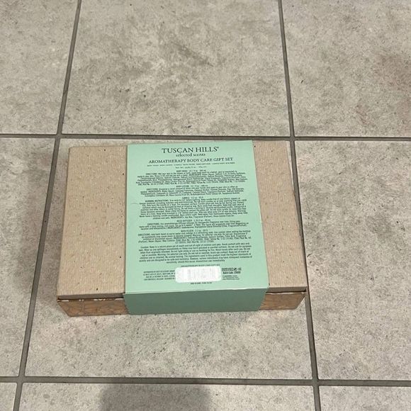 Tuscan Hills 6Pc Eucalyptus & Rosehip Aromatherapy Body Care Gift Set:NEW IN BOX - Picture 3 of 3